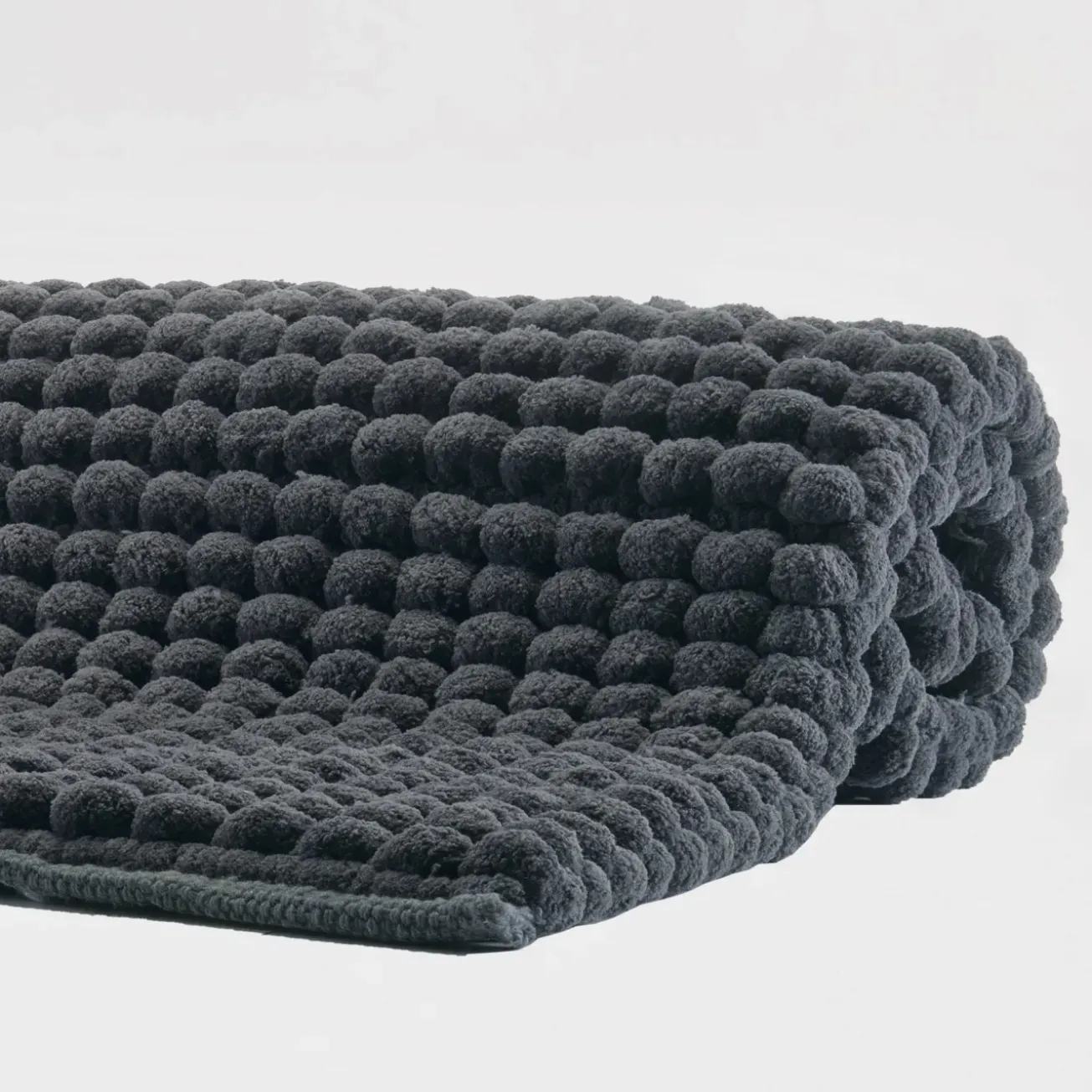 Bath & Living Aquanova Bath mat AXEL color Graphite (AXEBM-96)