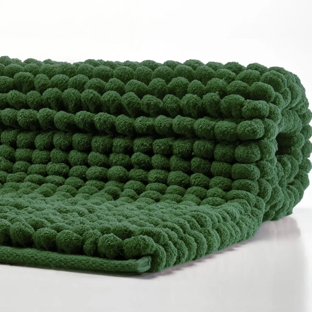 Bath & Living Aquanova Bath mat AXEL color Moss (AXEBM-125)