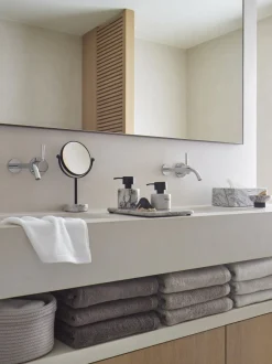 Bath & Living Aquanova Bath mat LONDON color