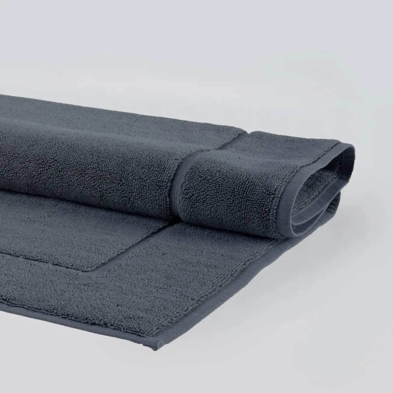 Bath & Living Aquanova Bath mat LONDON color