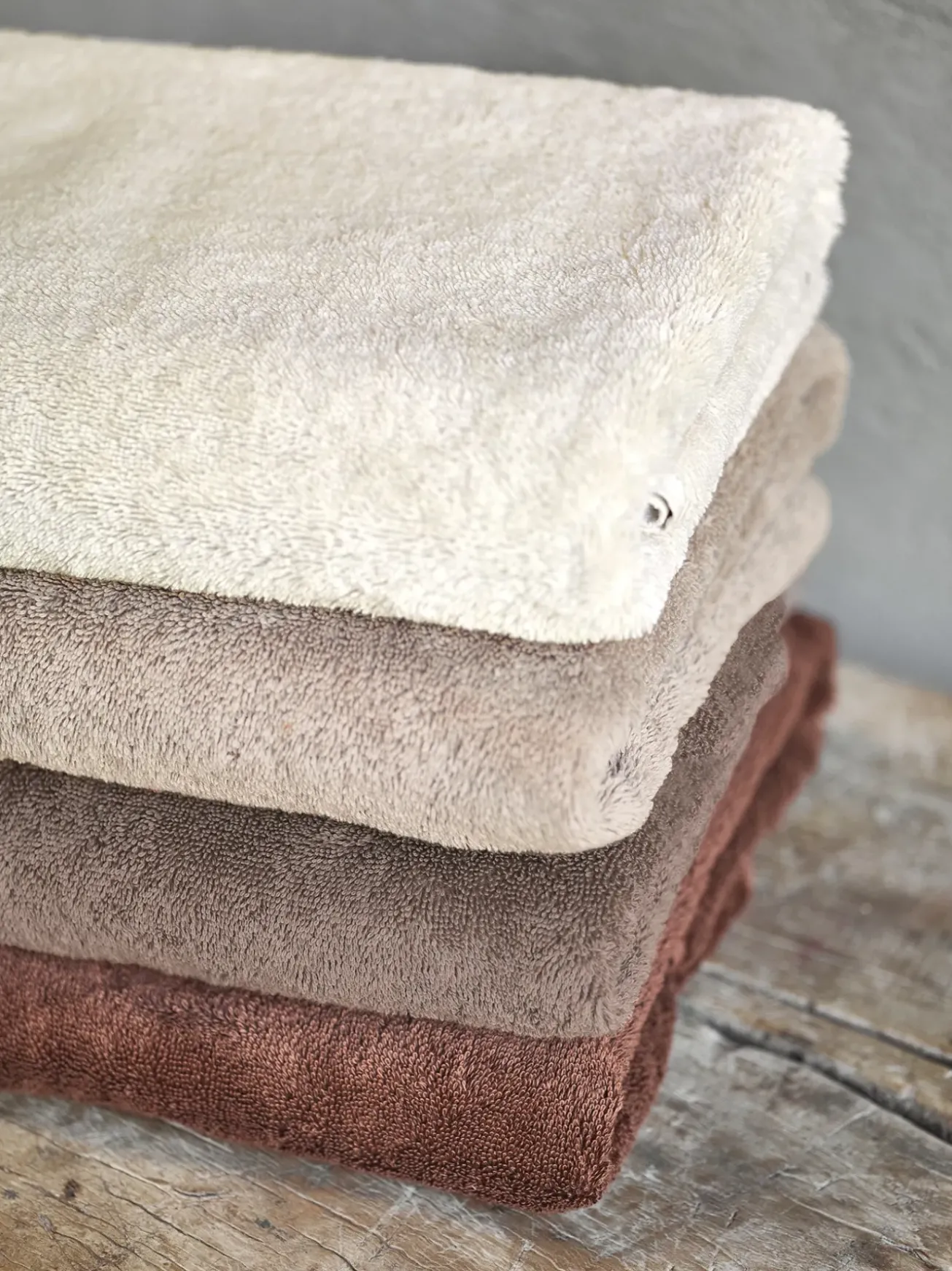 Bath & Living Aquanova Bath mat LONDON color