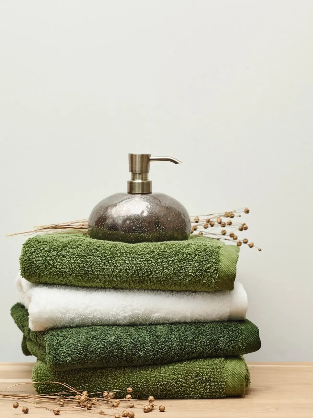 Bath & Living Aquanova Bath mat LONDON color