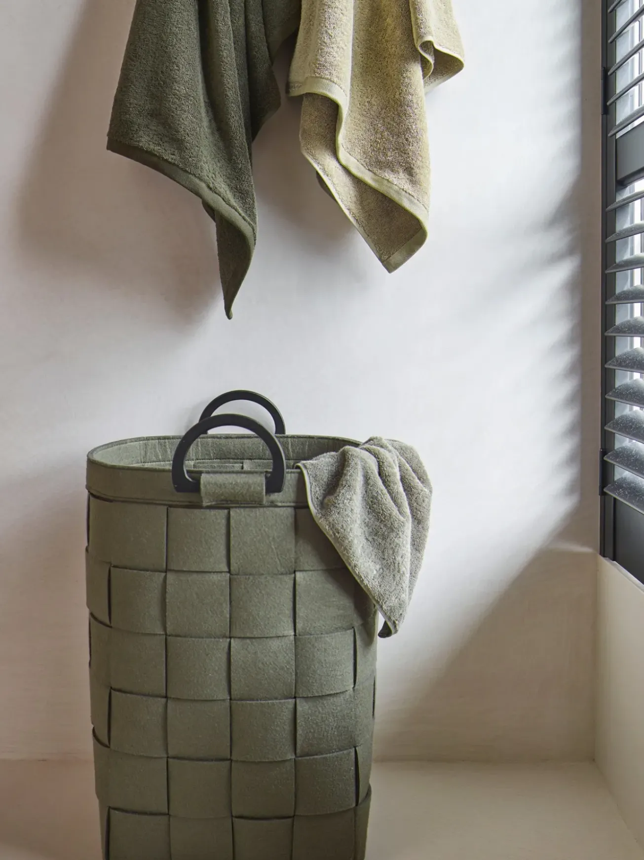 Bath & Living Aquanova Bath textiles LONDON color