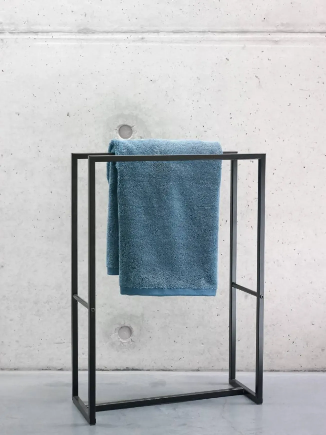 Bath & Living Aquanova Bath textiles LONDON color