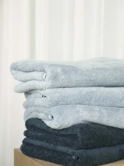 Bath & Living Aquanova Bath textiles LONDON color