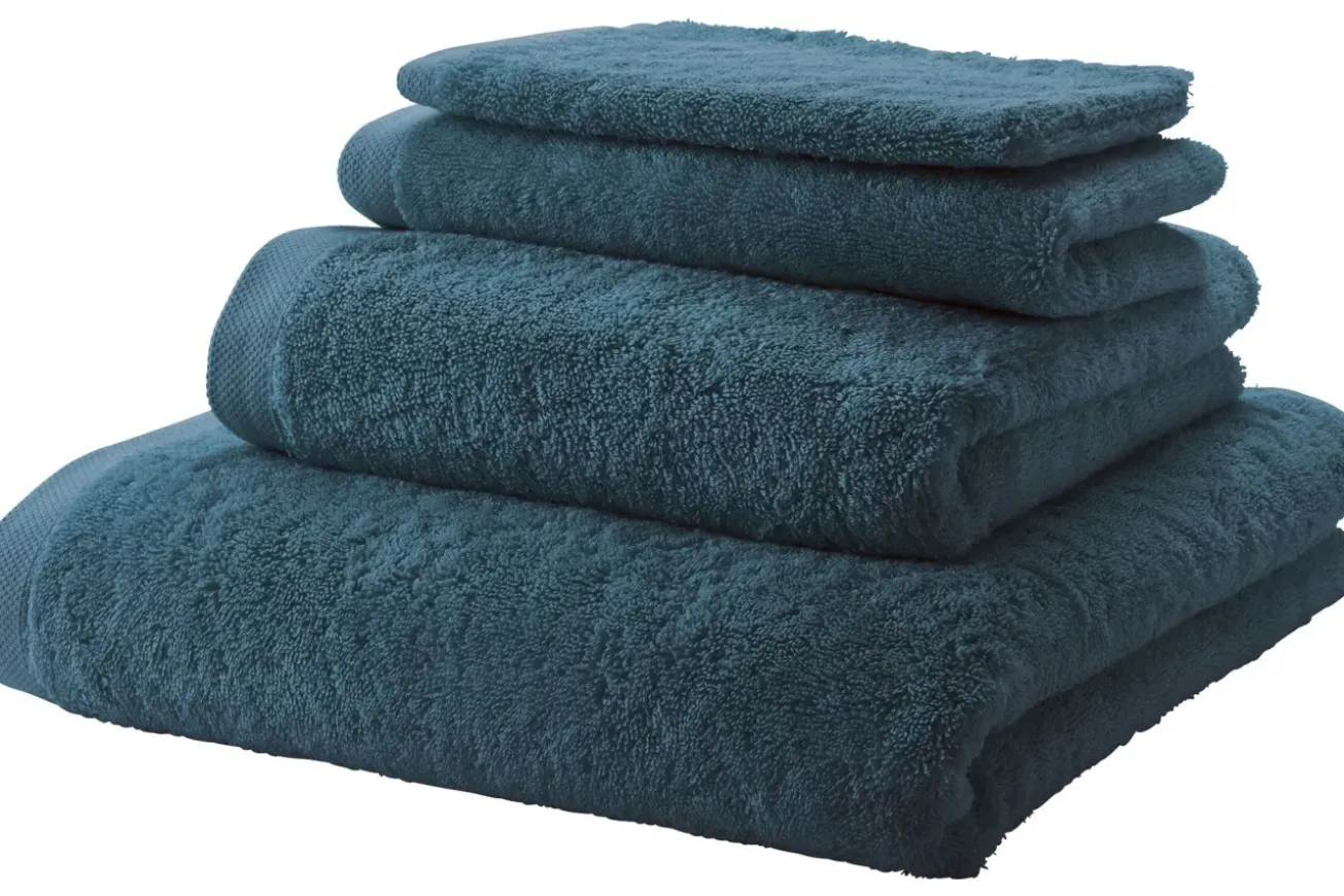 Bath & Living Aquanova Bath towel 70x130 cm LONDON color (set/3)