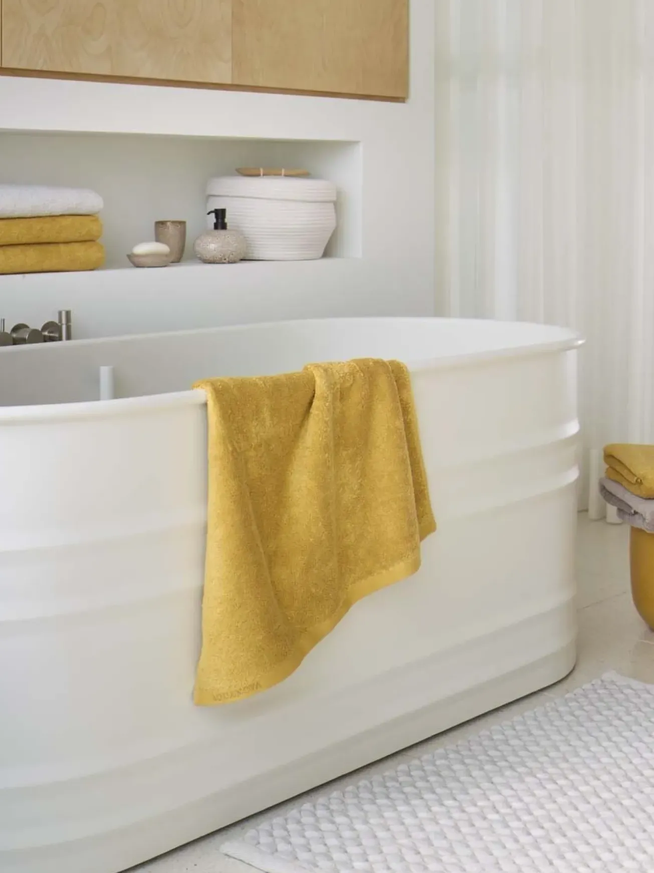 Bath & Living Aquanova Beauty box UGO color (beige)