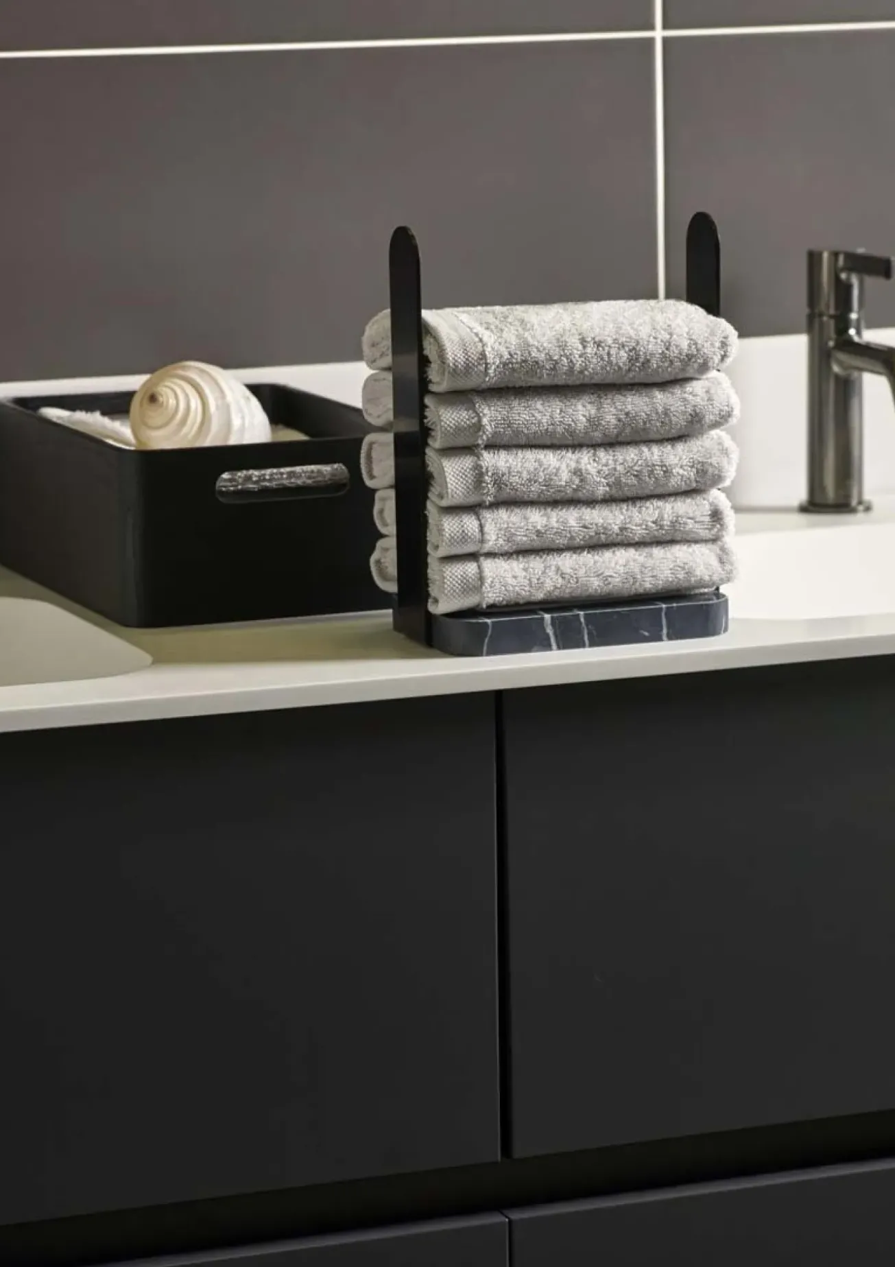 Bath & Living Aquanova Guest towel LONDON color (set/6)