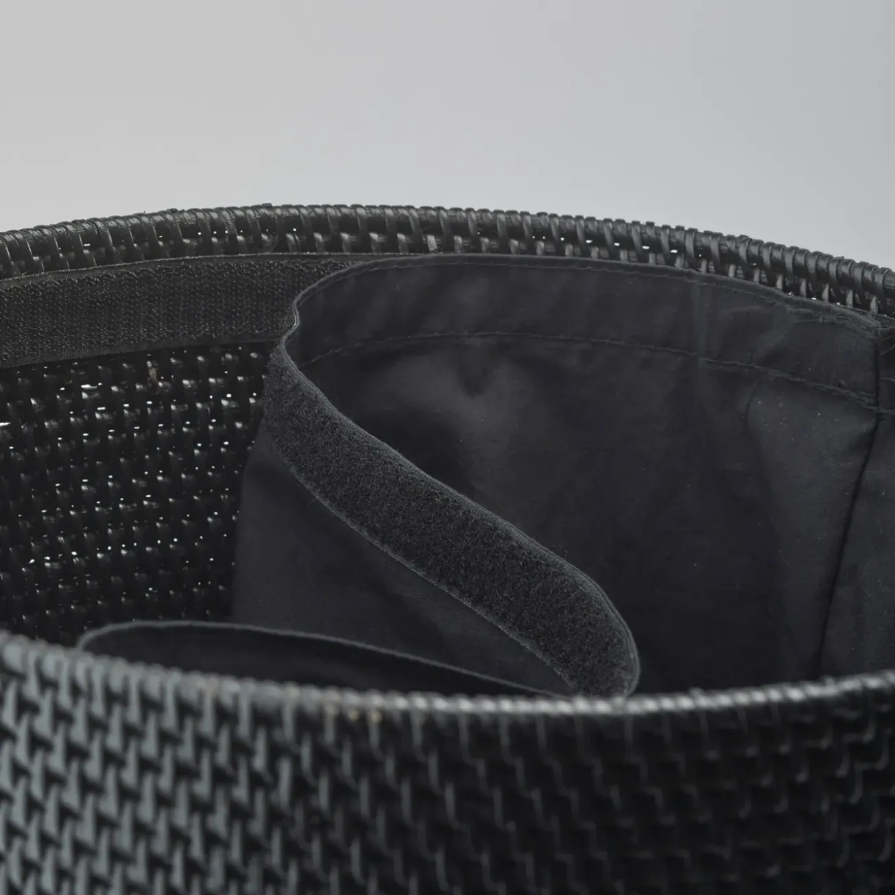 Bath & Living Aquanova Laundry basket CINO color Black (black)