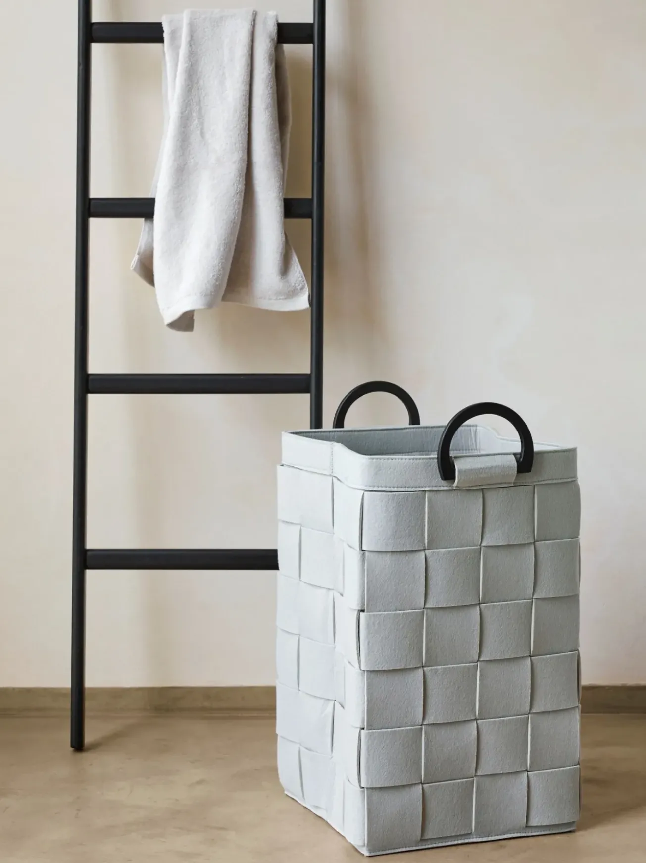 Bath & Living Aquanova Laundry basket DIX color Silver Gray (DIXLAL-95)