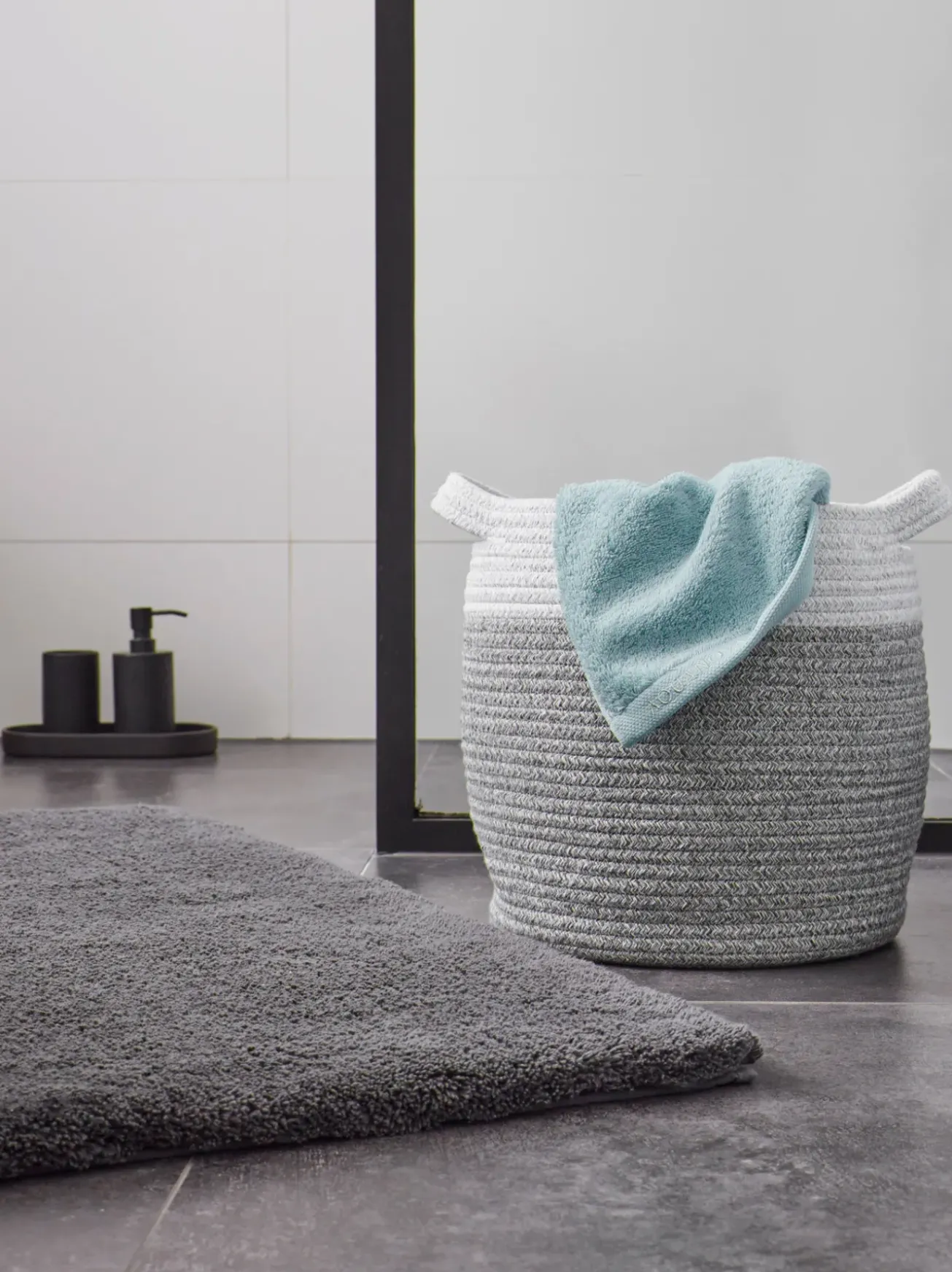 Bath & Living Aquanova Laundry basket Osman Silver Gray-95 (gray) small