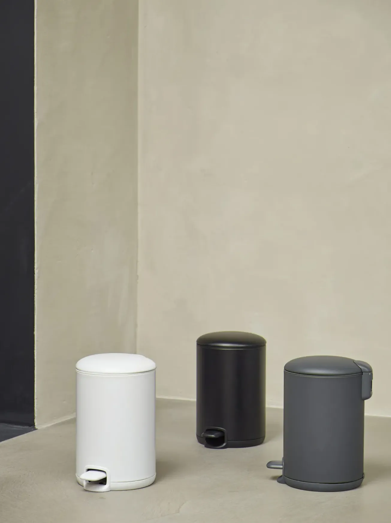 Bath & Living Aquanova Pedal bin KAZ color Dark Gray-98 (gray) 3 liters