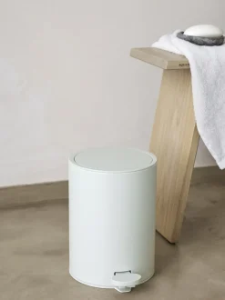Bath & Living Aquanova Pedal bin RAF color (3 liters)