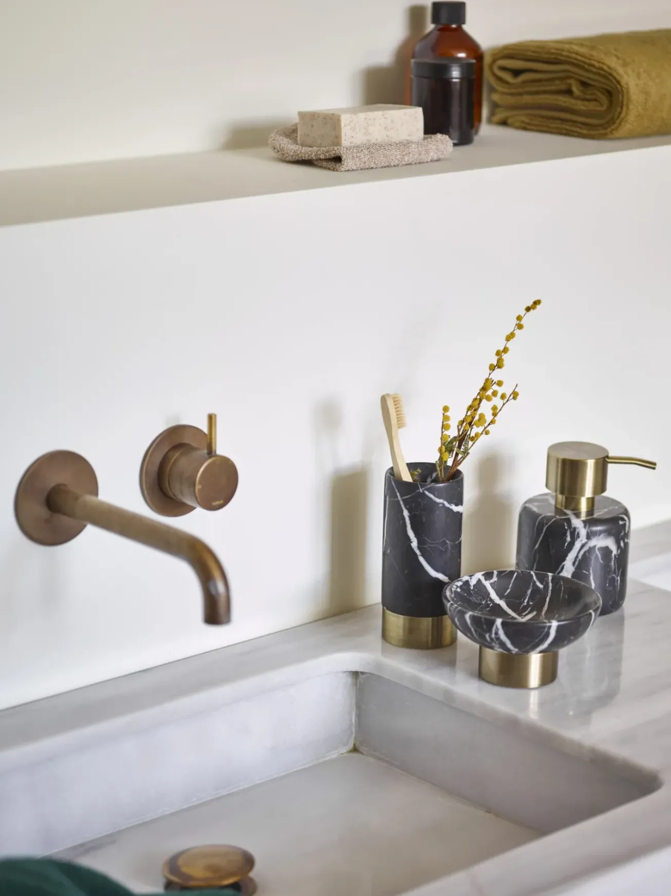 Bath & Living Aquanova Plateau NERO color Black (black)
