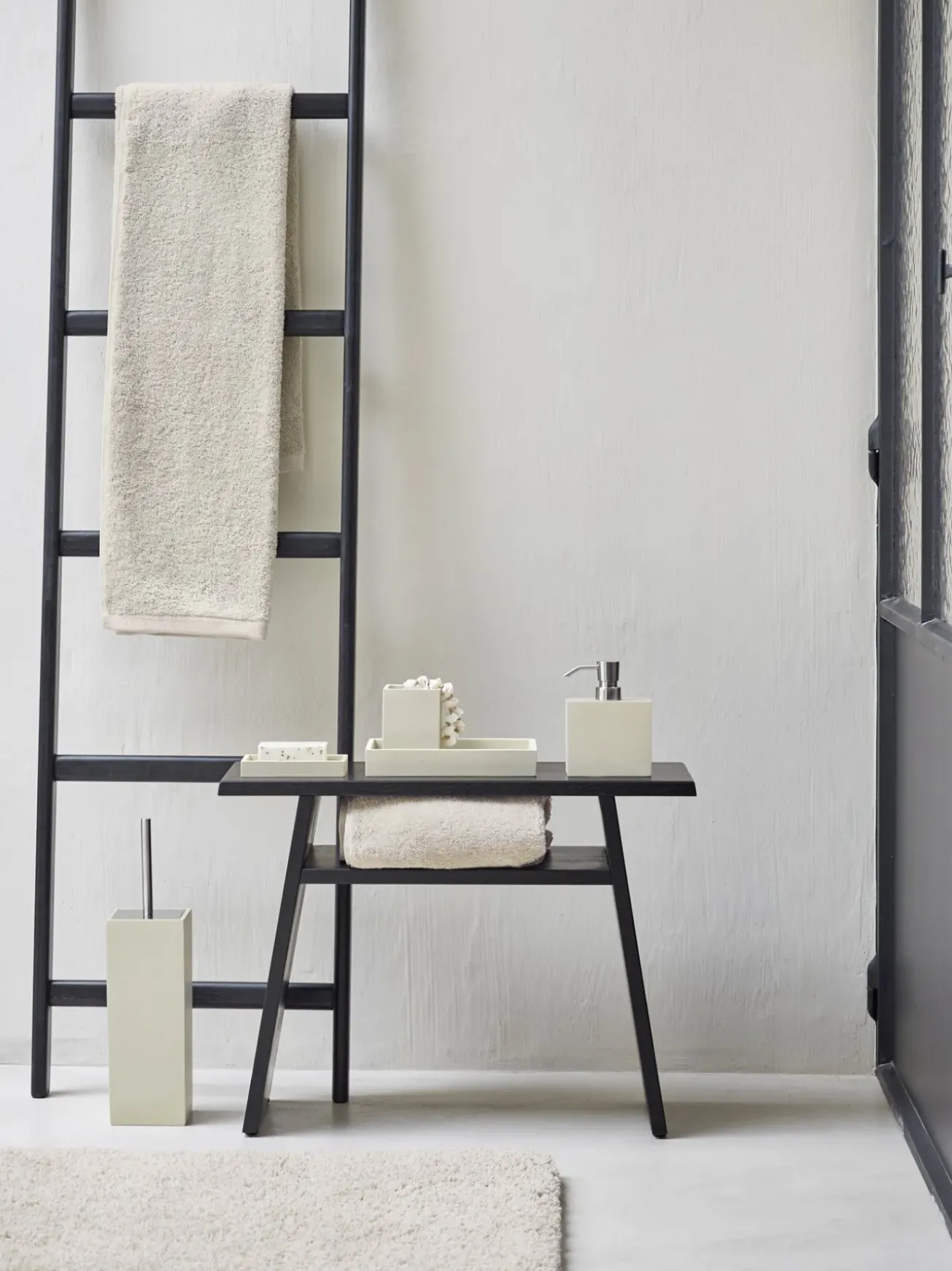 Bath & Living Aquanova Soap dish MOON (MOOSDI-16)
