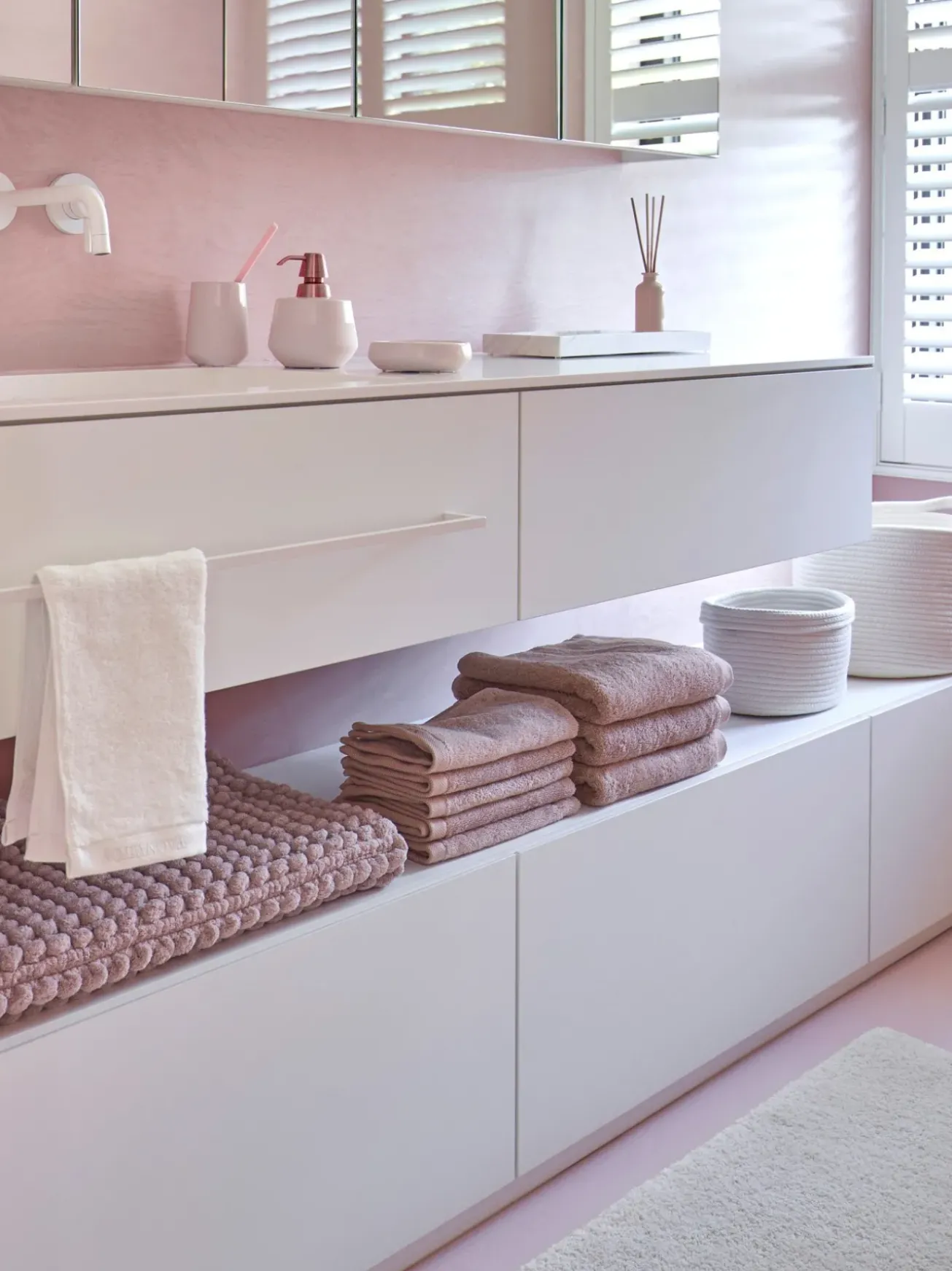 Bath & Living Aquanova Soap dish OPACO