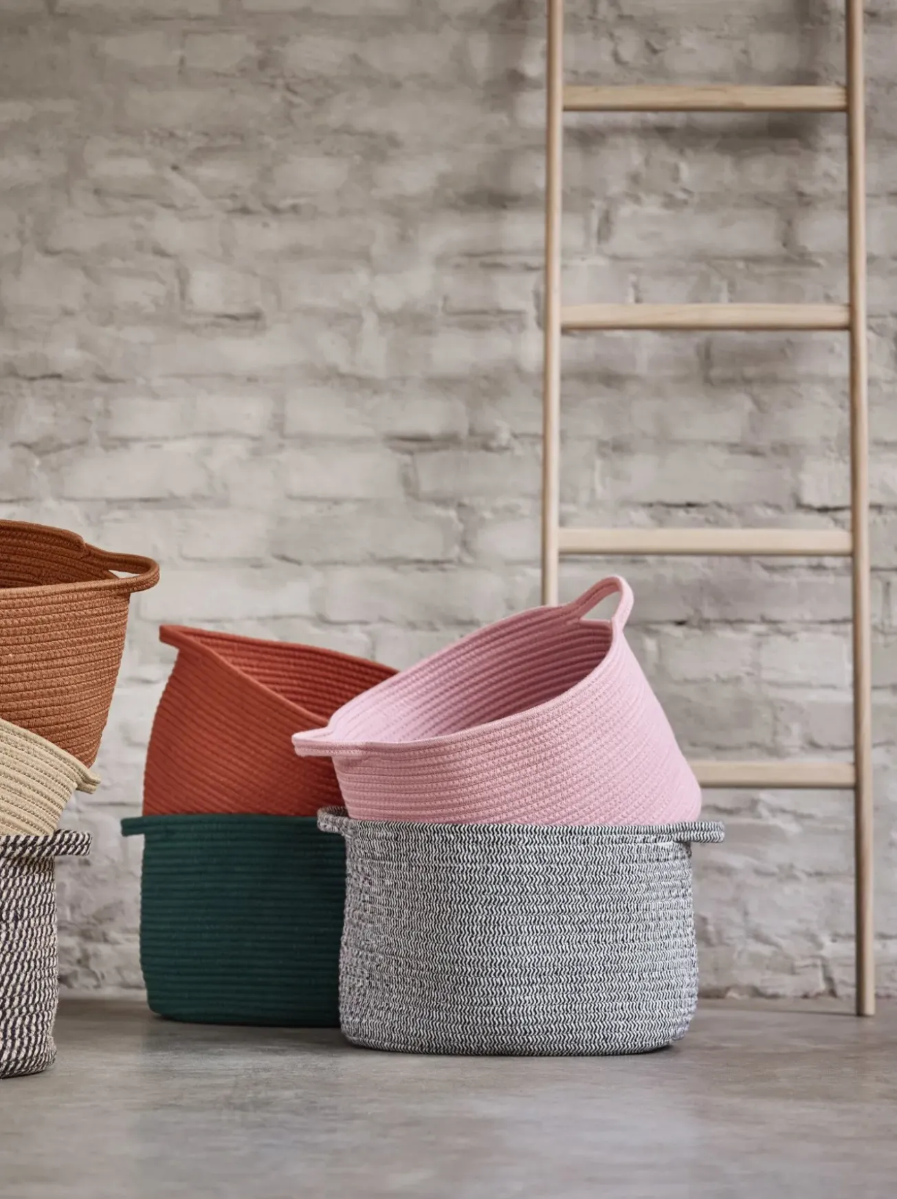 Bath & Living Aquanova Storage basket RENA color (Medium)