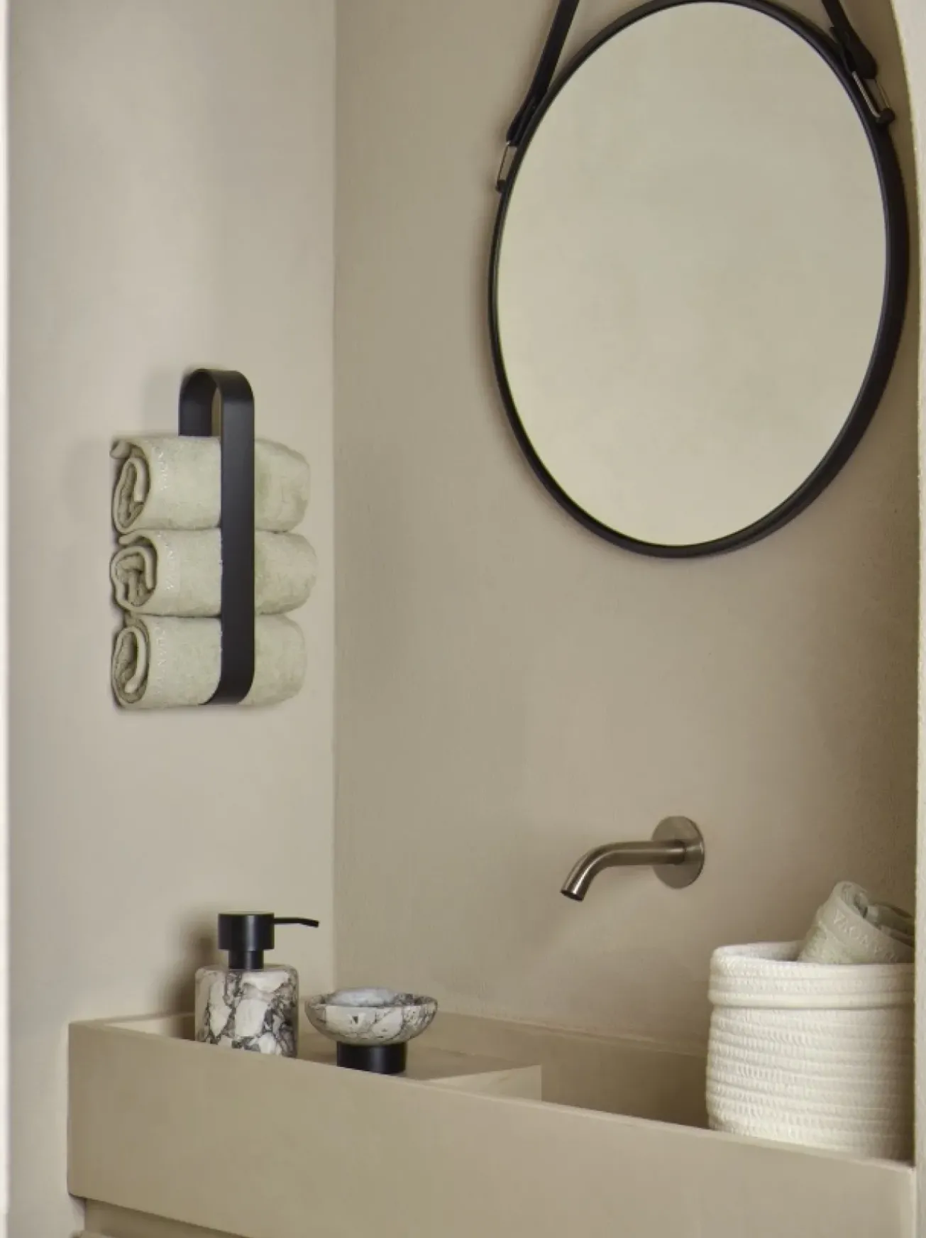 Bath & Living Aquanova Storage basket RENA color (Small)