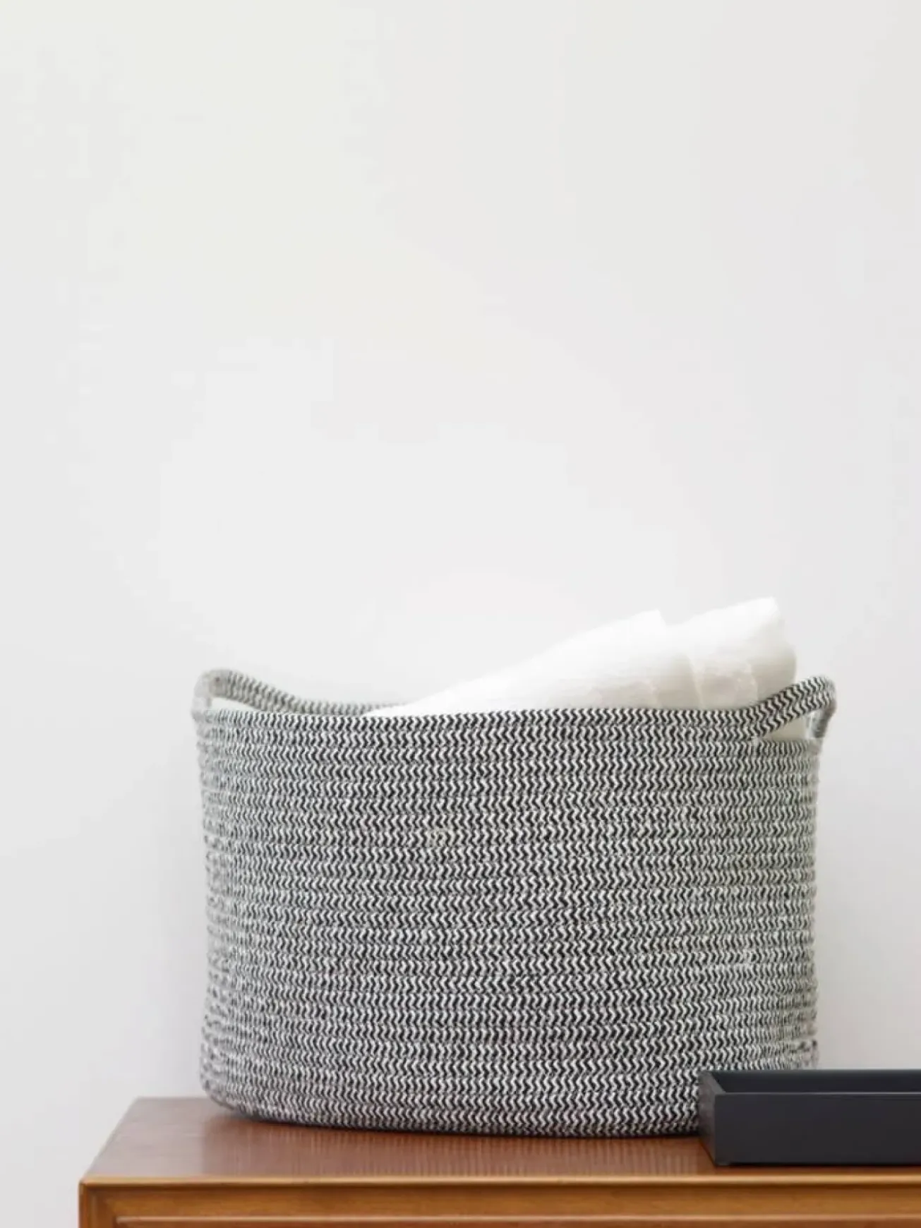 Bath & Living Aquanova Storage basket RENA (Medium)