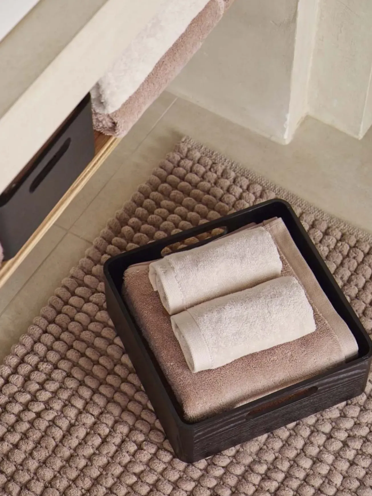 Bath & Living Aquanova Storage box square COLE color
