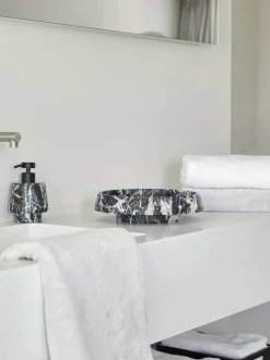 Bath & Living Aquanova Storage box square COLE color
