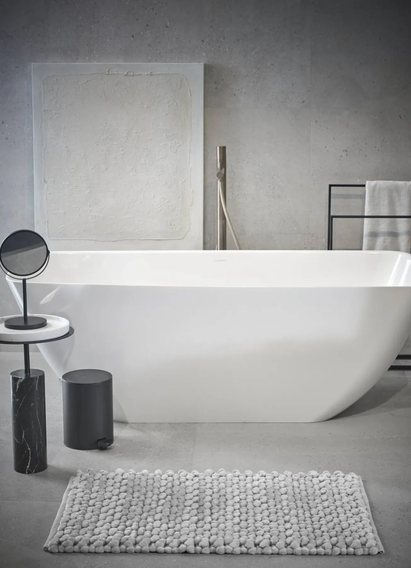 Bath & Living Aquanova Towel rack YURI black, height 83 cm (YURTLH-09)
