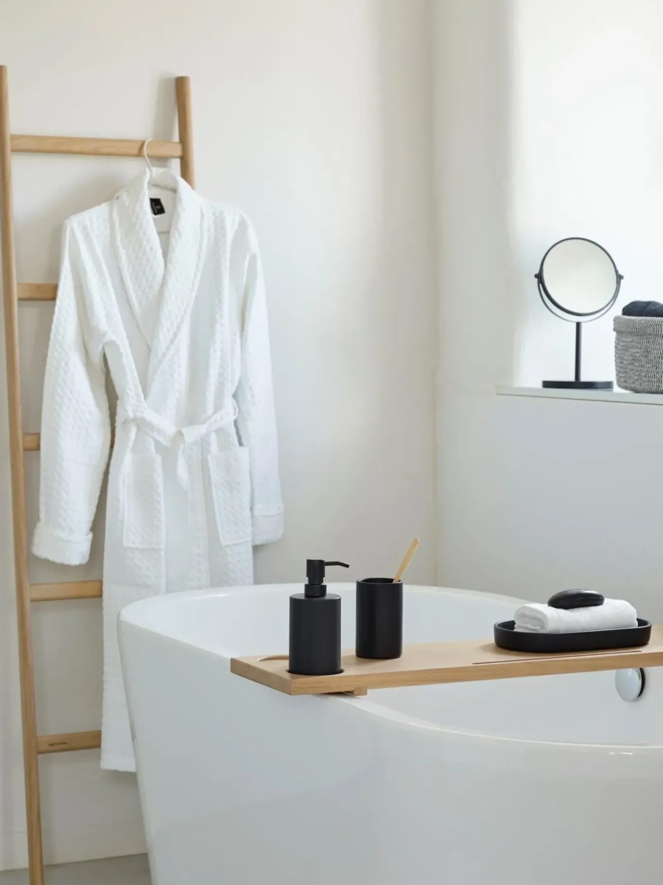 Bath & Living Aquanova Tray FORTE color black (FORTRA-09)