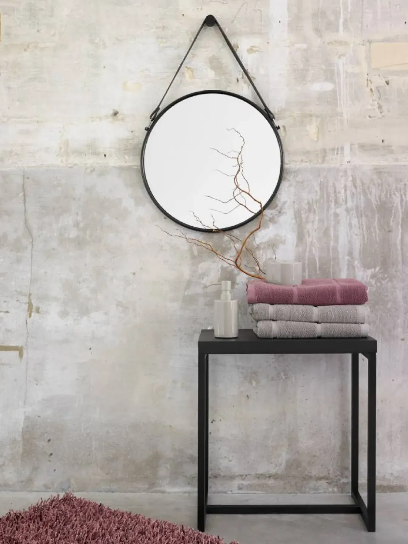 Bath & Living Aquanova Wall mirror with belt THYMO black (THYMIR-09)
