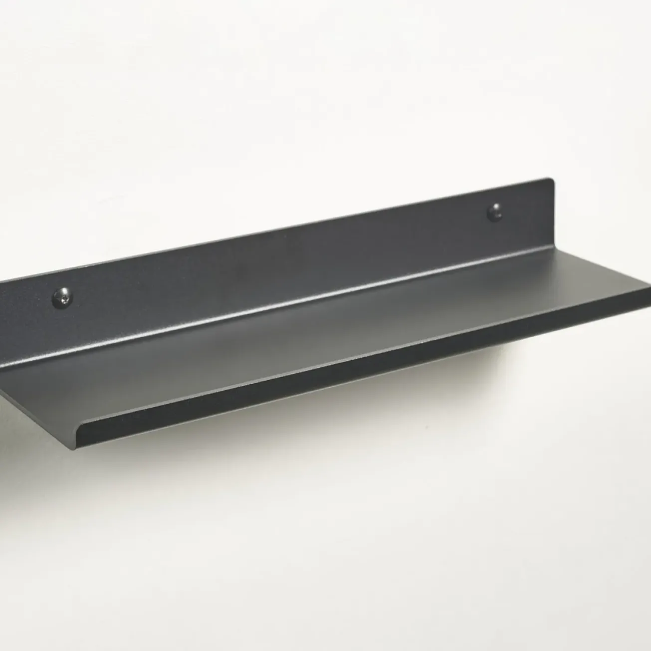 Bath & Living Aquanova Wall shelf CYRA color