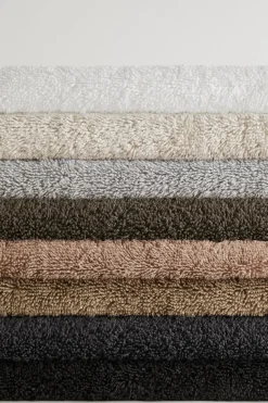 Bath & Living Blomus Bath towel RIVA 100x200 cm color 700 gr/m² (69248)