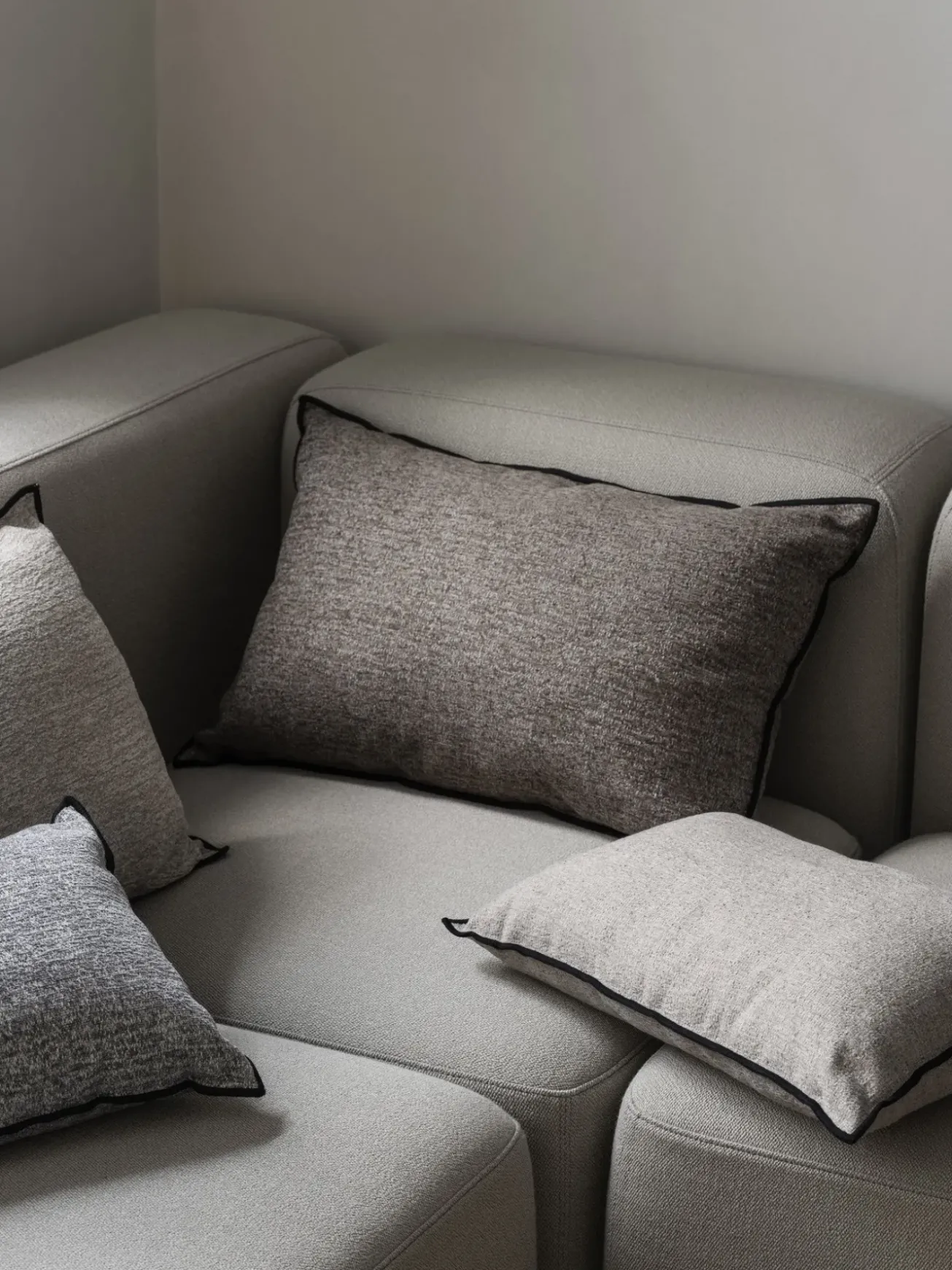 Bath & Living Blomus CHENILLE cushion cover 40x60 - Mourning Dove (66551)