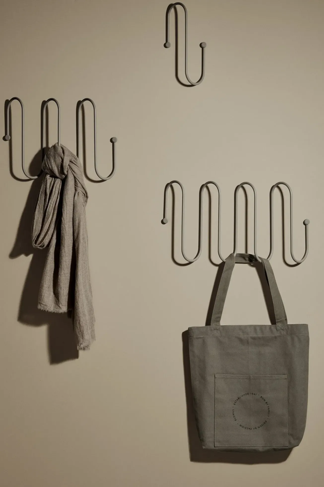 Bath & Living Blomus CURL coat rack Steel Gray (Large) 65921