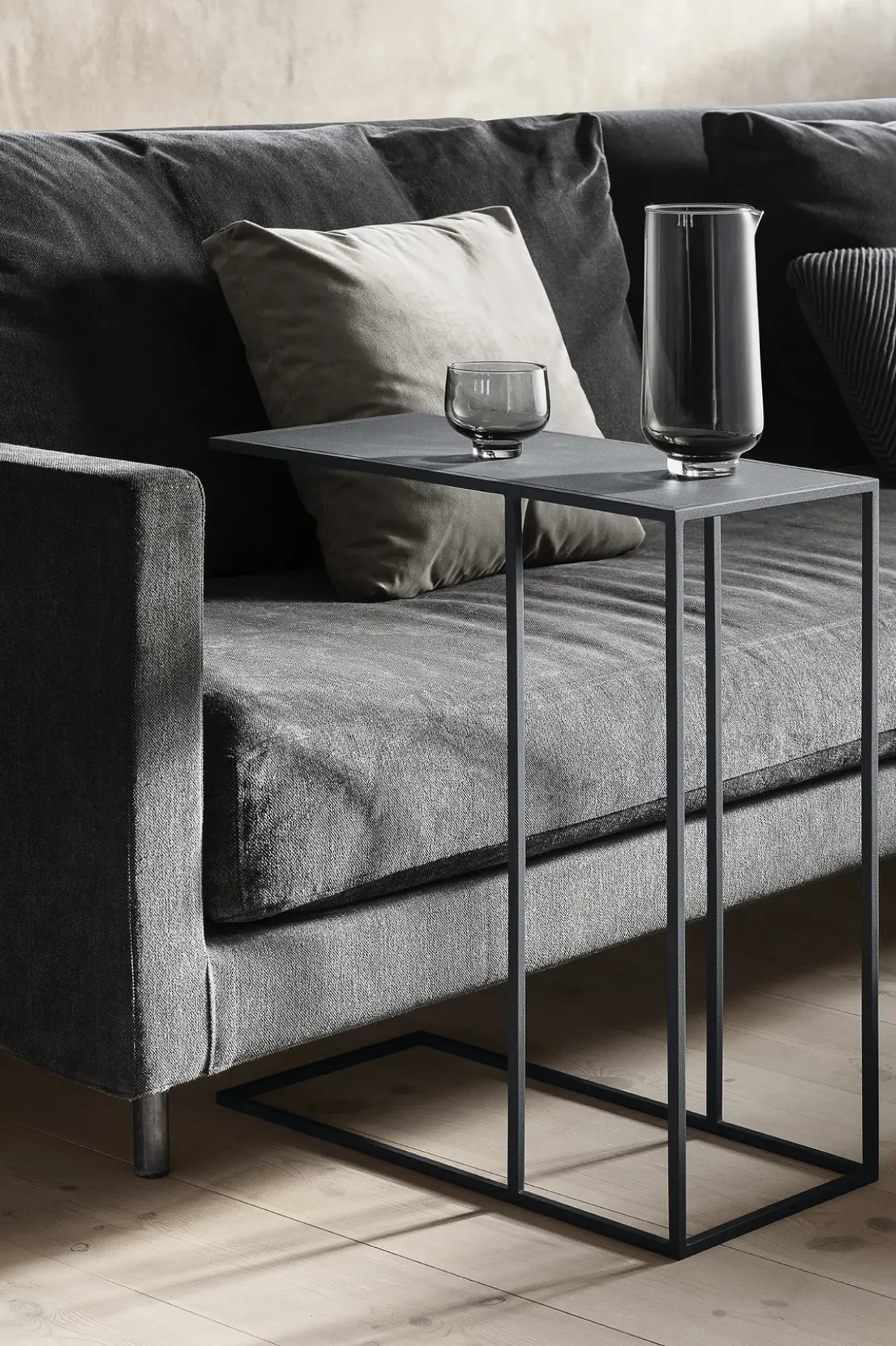 Bath & Living Blomus FERA side table Mourning Dove (66013)