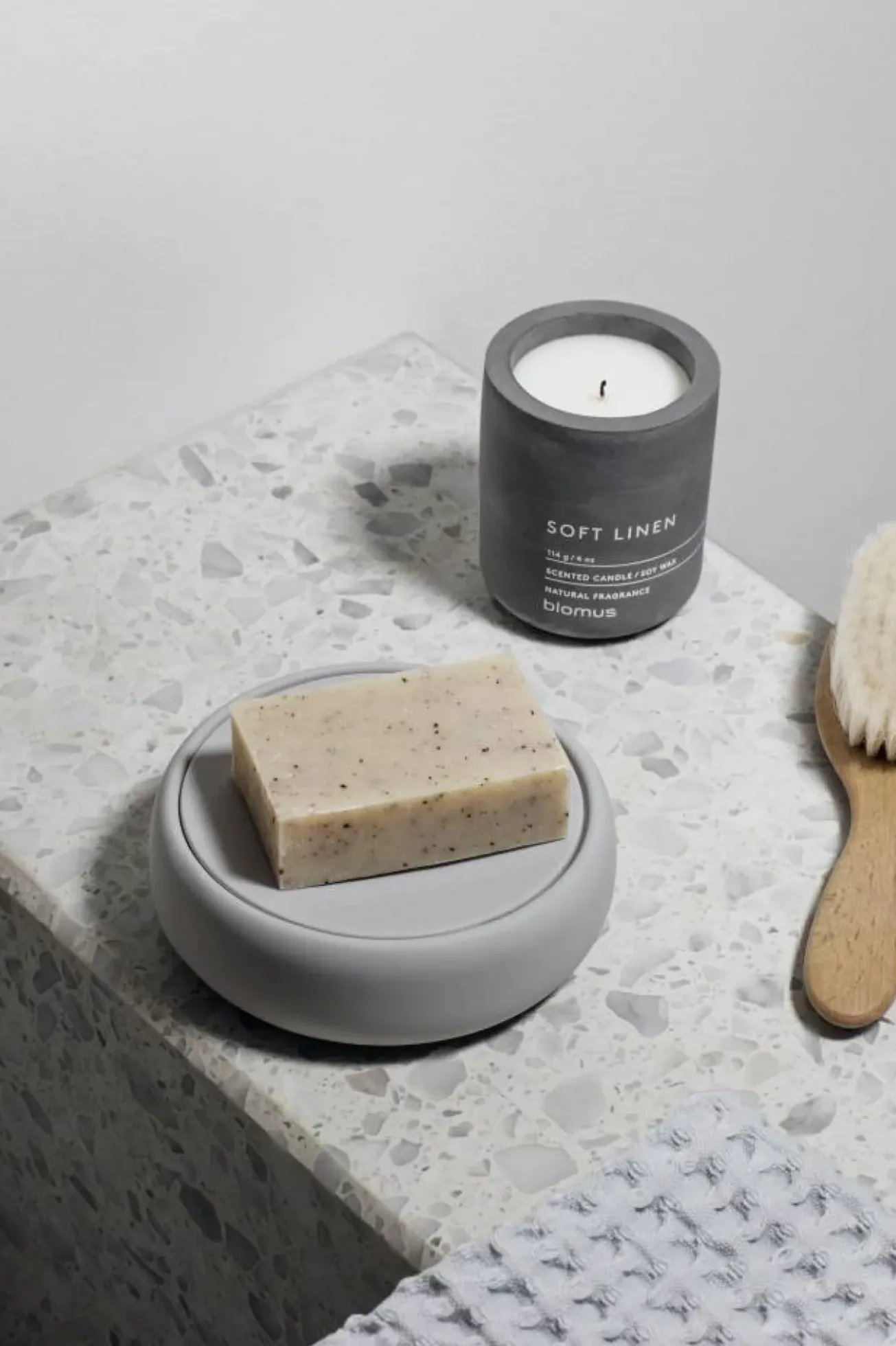 Bath & Living Blomus FRAGA scented candle French Cotton (290 grams) 65654