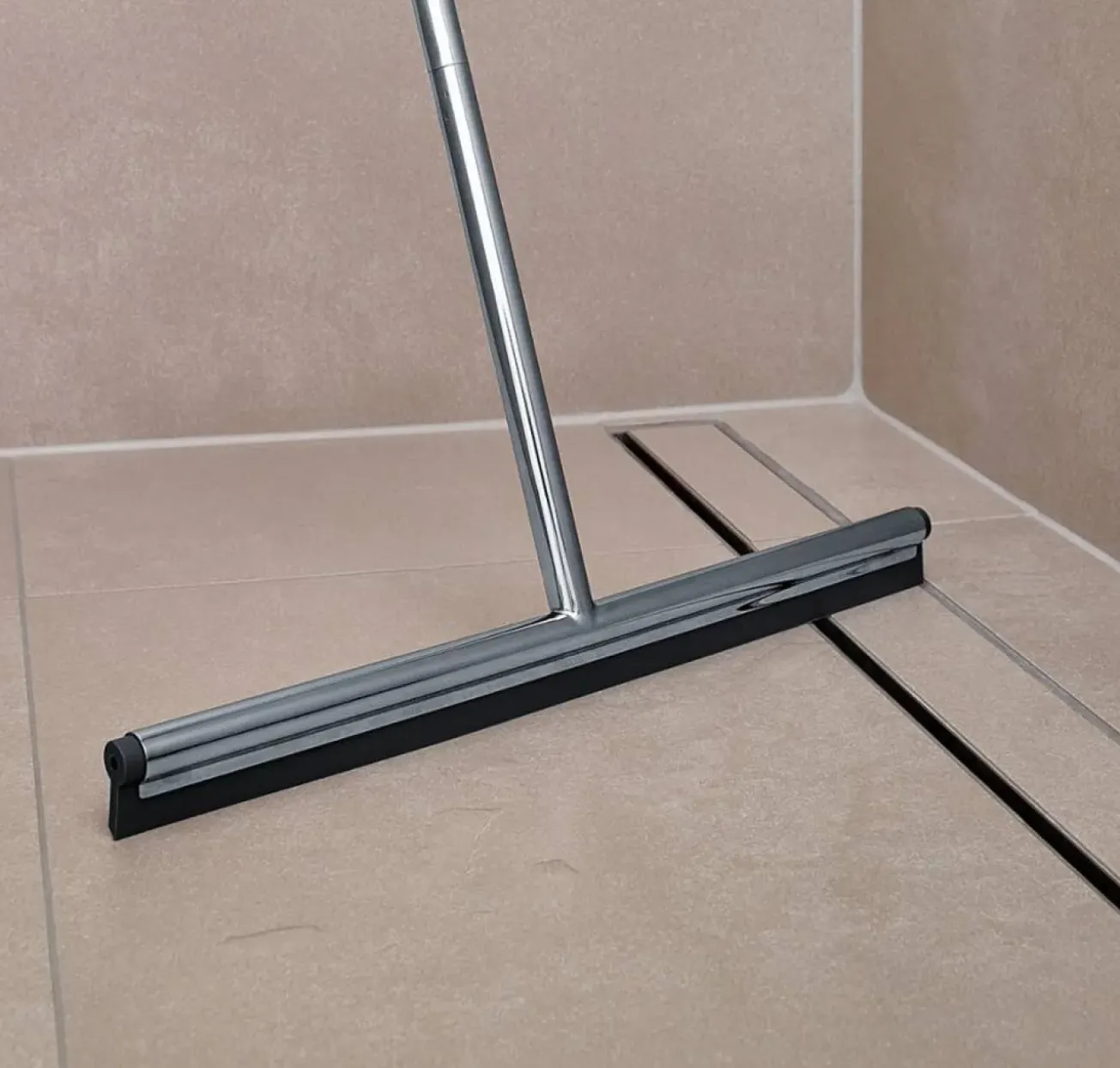 Bath & Living Blomus LAVEA floor squeegee (gloss) 68990