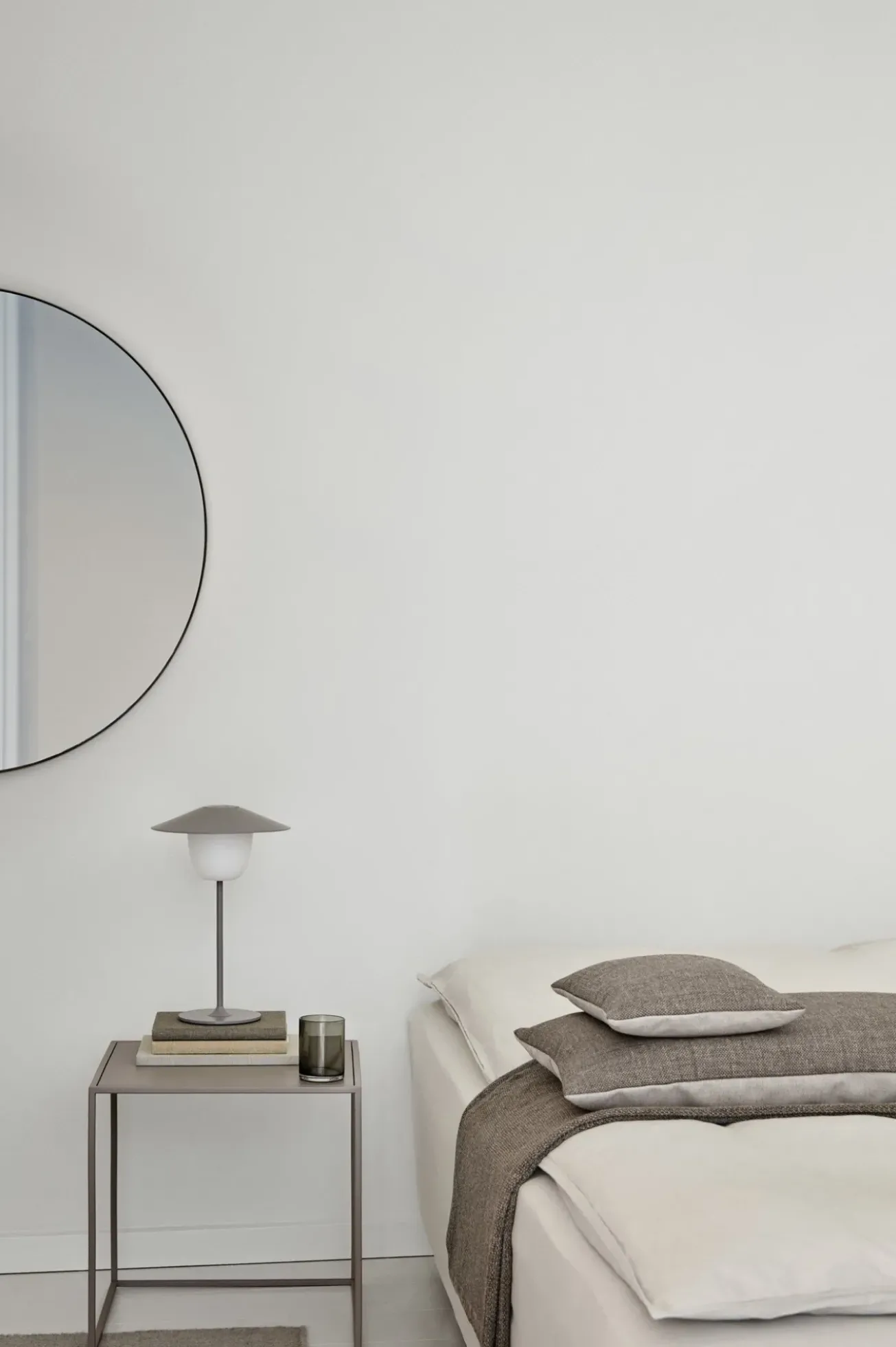 Bath & Living Blomus RIM wall mirror 50 cm (66934)