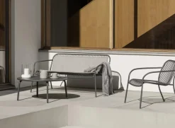 Bath & Living Blomus YUA lounge table Ø 80 cm - Granite Gray (62194)