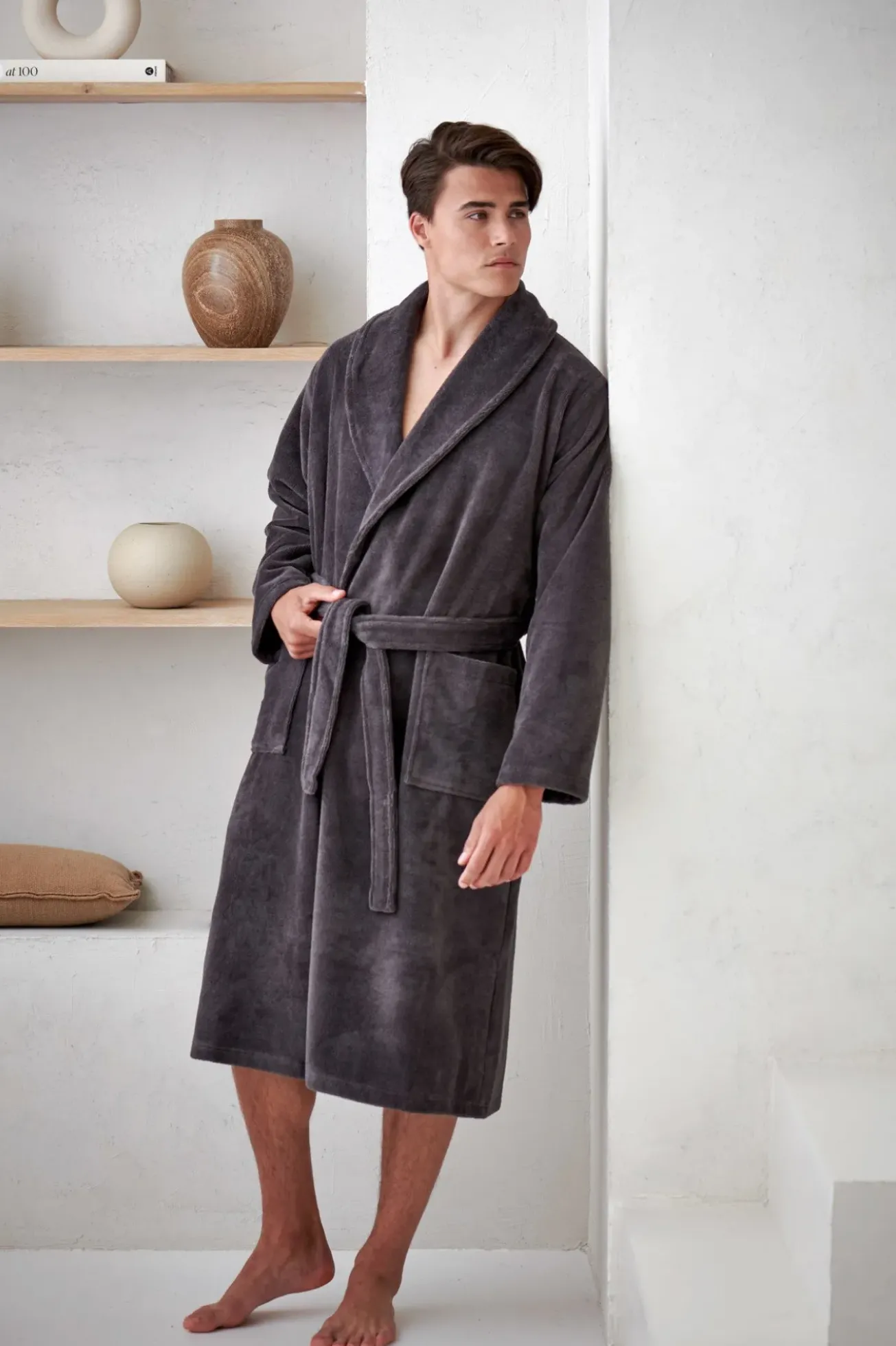 Bath & Living Vandyck Bathrobe BEAUMONT color Off Black