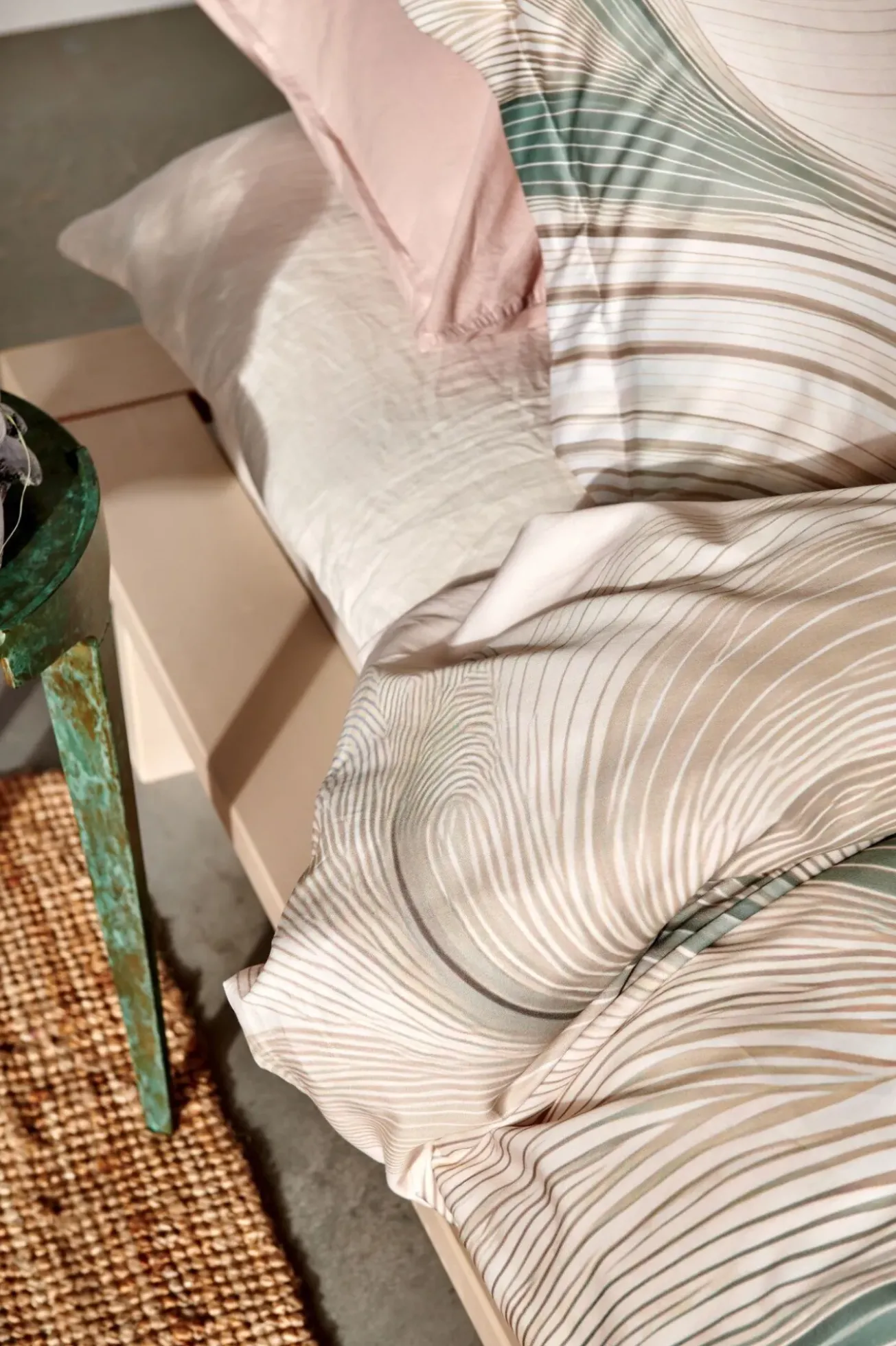 Bath & Living Vandyck Duvet cover FLOWING Cream Tan 200x220 cm (satin cotton)