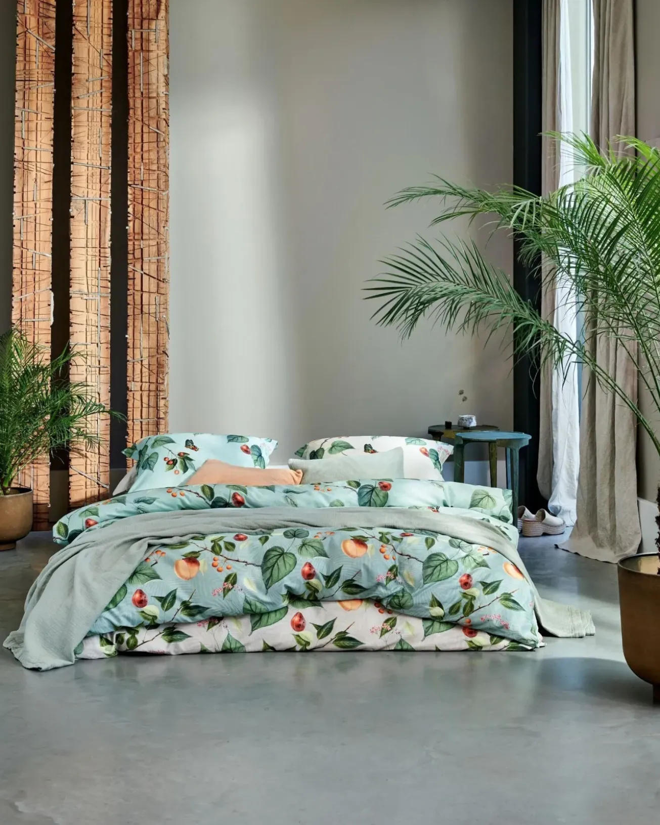 Bath & Living Vandyck Duvet cover FRUIT GARDEN Light Green 200x220 cm (satin cotton)