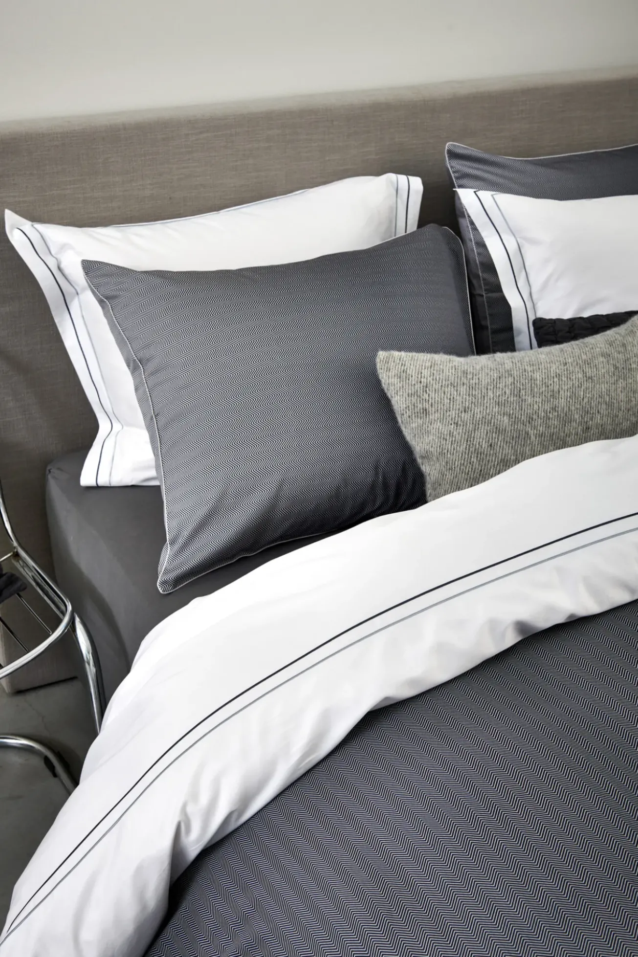Bath & Living Vandyck HOME 99 pillowcase 40x55 cm, color Grey