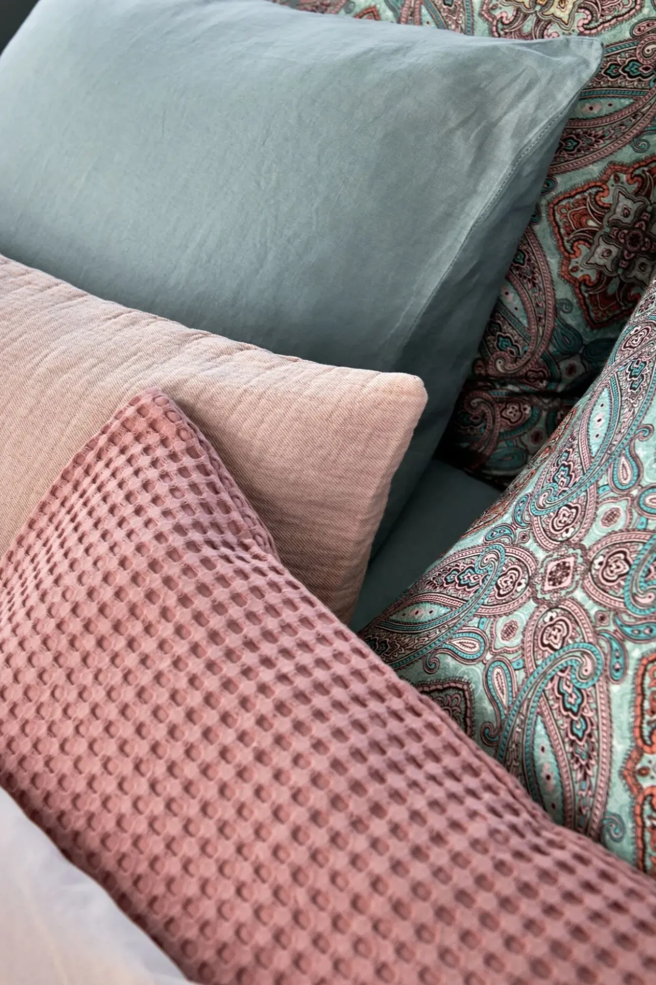 Bath & Living Vandyck PURE 68 cushion cover 40x55 cm color Blush