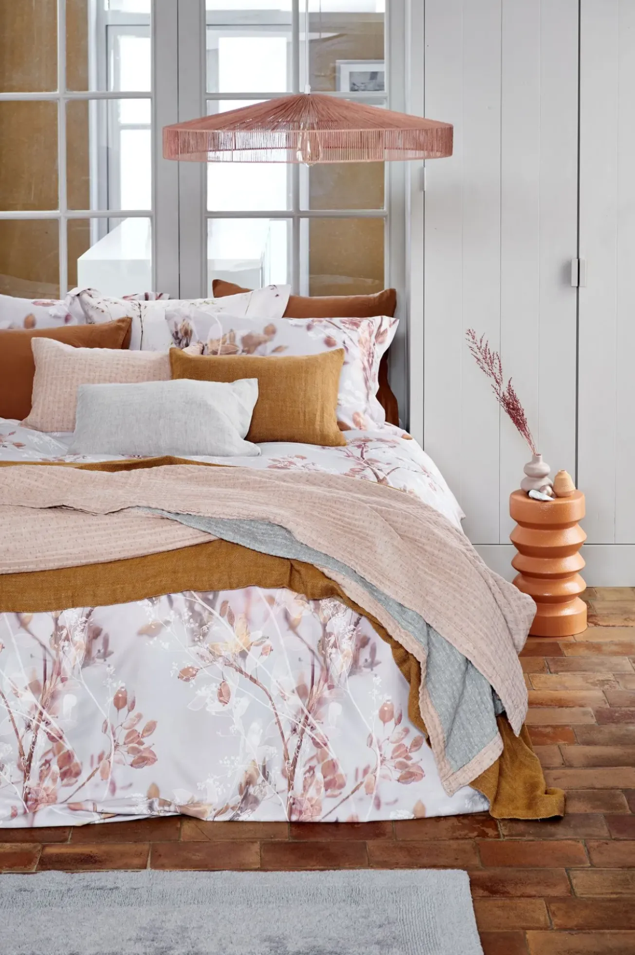 Bath & Living Vandyck PURE 52 plaid / bedspread 160x250 cm Sandy Gold (linen) PRSA20252