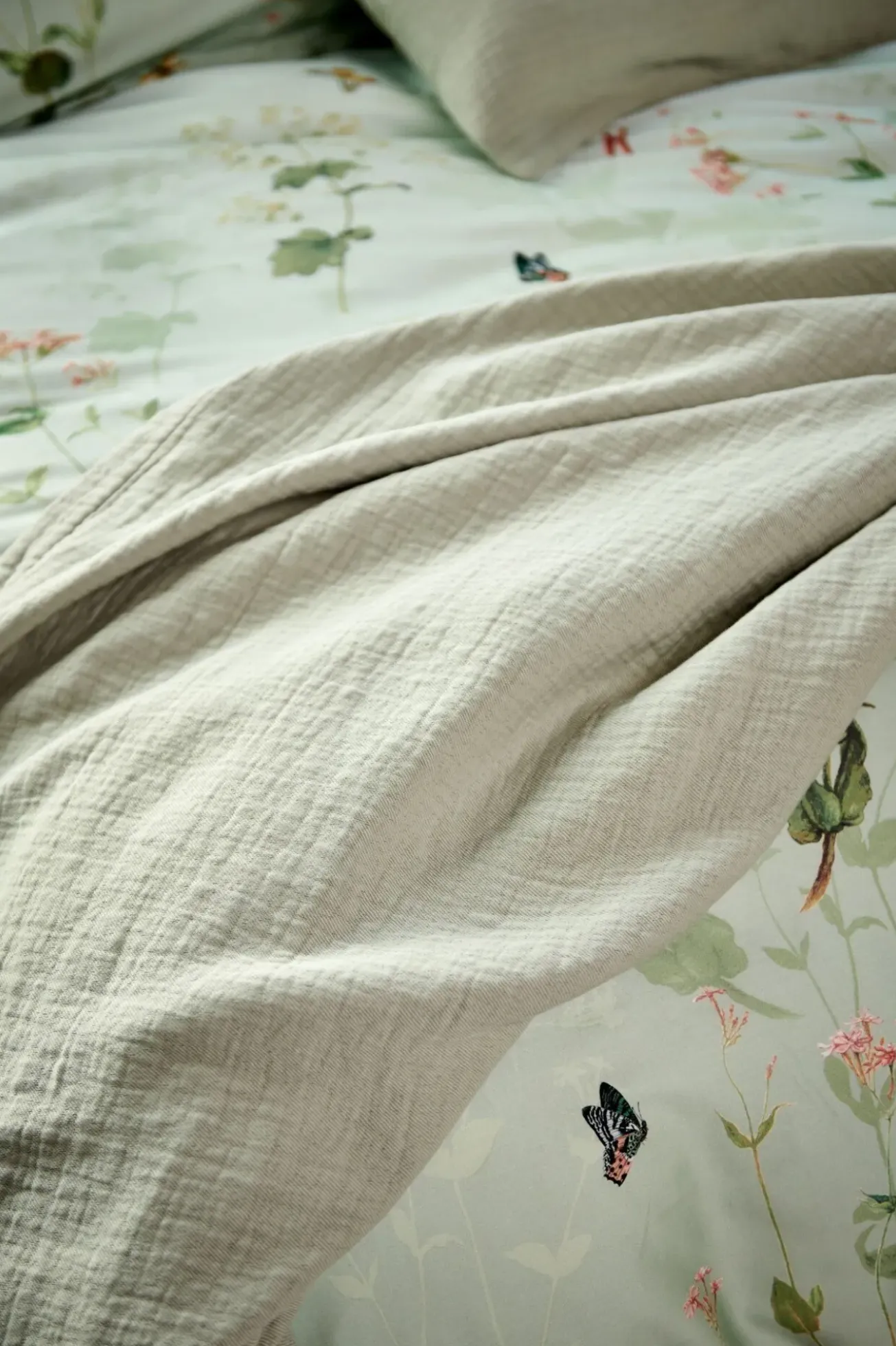 Bath & Living Vandyck PURE 68 plaid/bedspread 160x250 cm Smoke Green (PRSA23168)