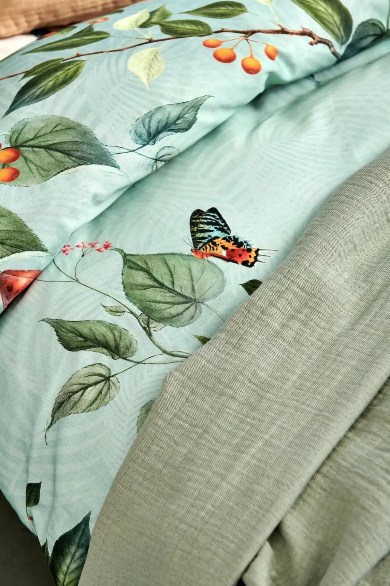 Bath & Living Vandyck PURE 68 plaid/bedspread 160x250 cm Smoke Green (PRSA23168)