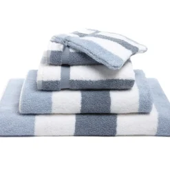 Bath & Living Vandyck Remainder 94: Bath towel VANCOUVER Misty Blue 68x127 cm