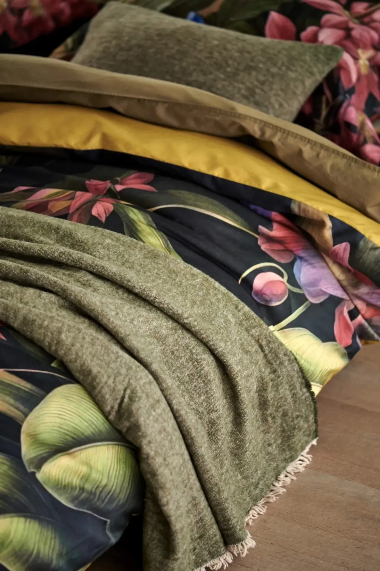 Bath & Living Vandyck Vandyck MYSTIC GARDEN duvet cover 240x220 cm